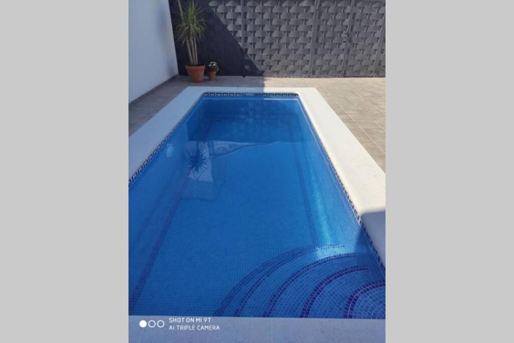 Apartamentos Nayda Gran Casa Con Piscina メリダ エクステリア 写真